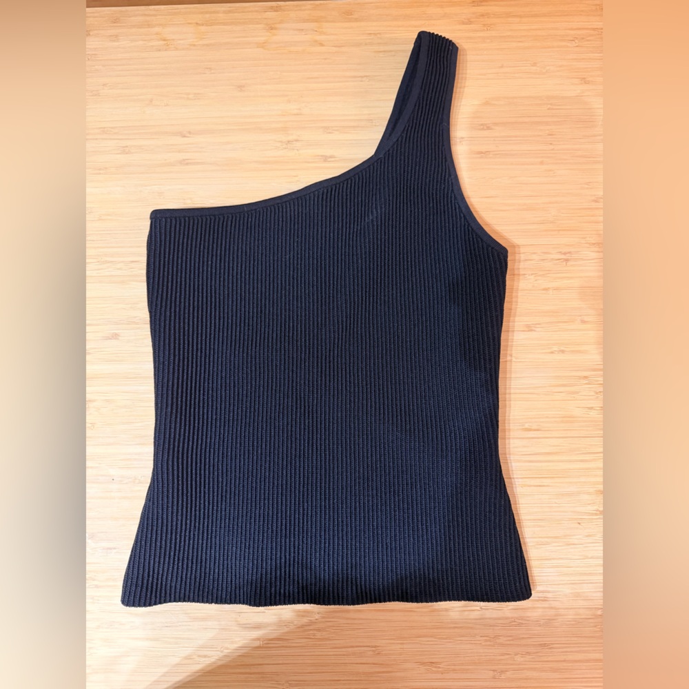 Aritzia Babaton Black Ribbed Tank Top